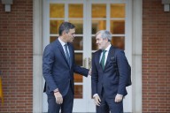Sánchez y Clavijo se reunirán el lunes en Lanzarote en medio de la tensión por los traslados de menores migrantes