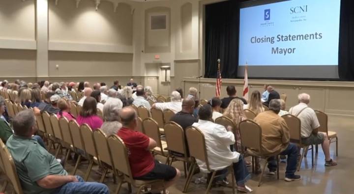 Columbiana mayoral candidates share plans ahead of election day