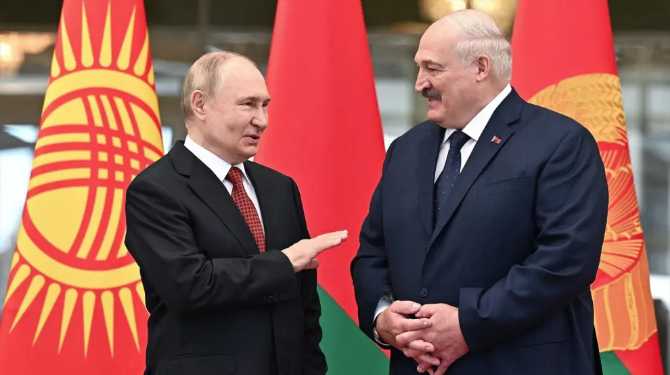 Lukashenko recomienda a Trump que actúe con cuidado y deje de amenazar a Rusia: «Con una potencia nuclear, es ridículo»