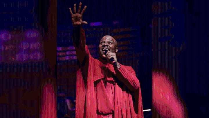 Webster alum Michael James Scott costars in Muny’s historic ‘La Cage aux Folles’