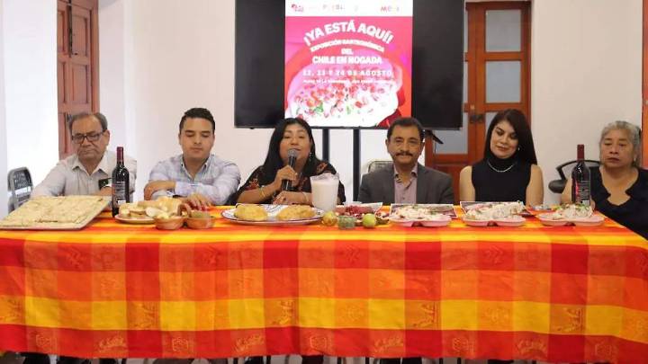 Cholula celebra la tradición poblana con la Exposición Gastronómica del Chile en Nogada