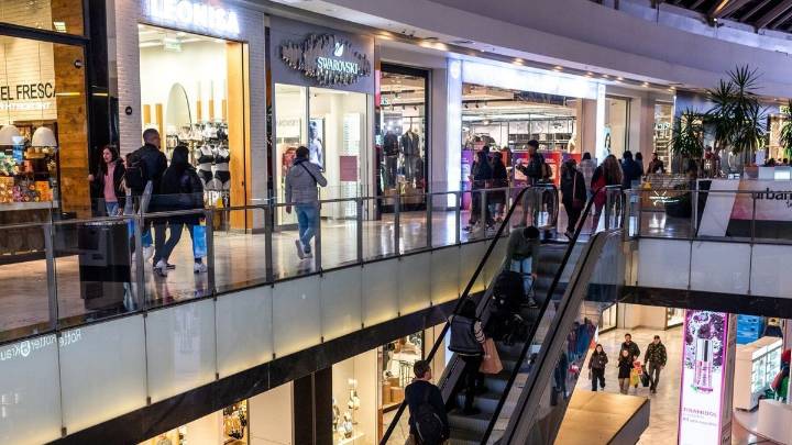 Una de las principales empresas de tours de compras suspendió sus viajes a Chile por precaución