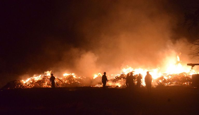Villa de Merlo: incendio en el centro de chipeado