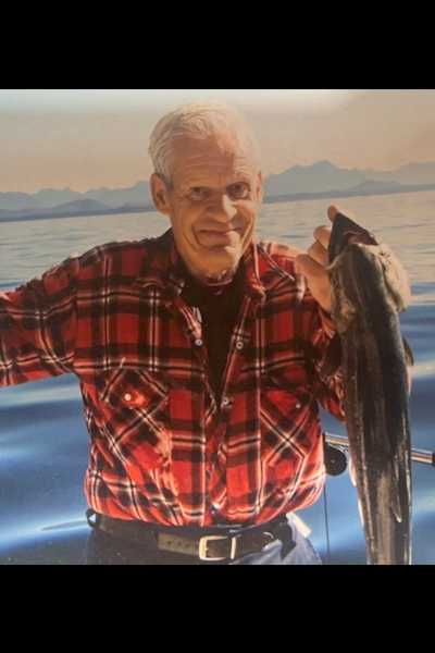 Ernest (Ernie) Saunders 