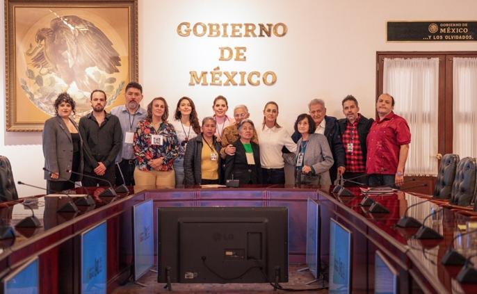 Sheinbaum recibe en Palacio al Comité Eureka