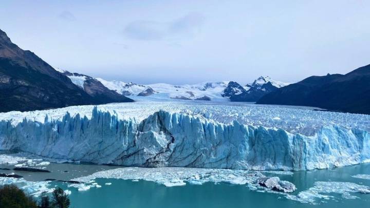El famoso glaciar Perito Moreno, en riesgo de colapso