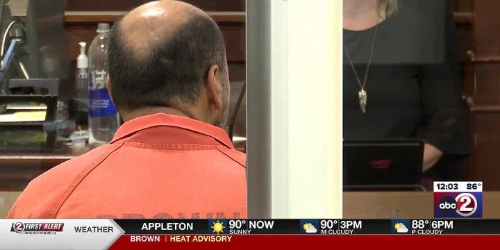Green Bay man charged in stabbing waiting for public defender