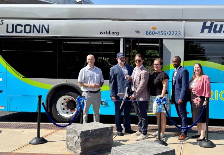 2 new electric buses joining UConn fleet