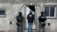 Dos detenidos por extorsionar a un comerciante de zona sur
