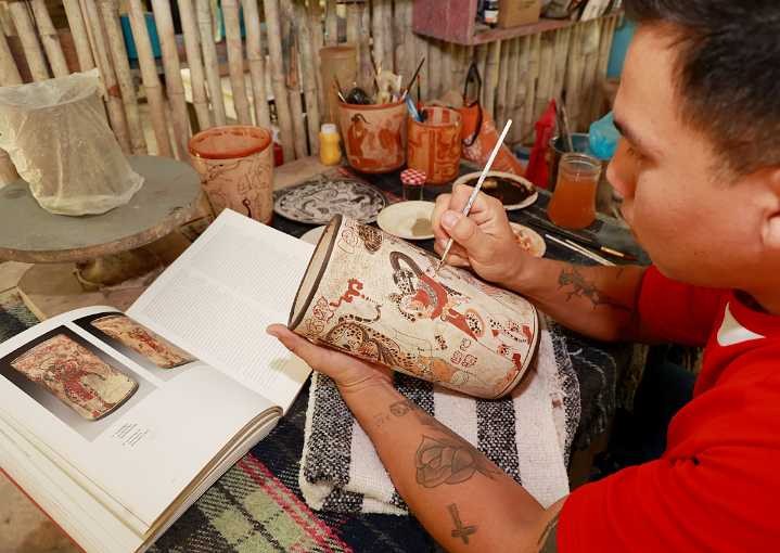 Réplicas mayas de Muna están en los museos internacionales