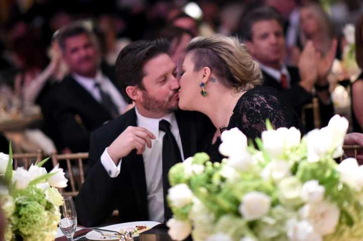 Kelly Clarkson Simply "Devastated" by Death of Ex