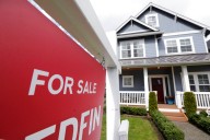 Weekly mortgage rates plunge after bad jobs report
