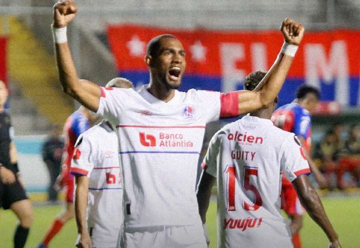 3-0. Olimpia se instala en cuartos sin despeinarse y con goleada en 5 minutos