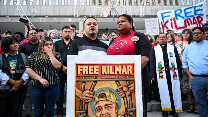 Trump Re-Arrests Kilmar Abrego Garcia, Plans Deportation to Uganda 
