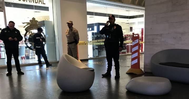 (VIDEO) Así fue la falla en el elevador de la Plaza Mítikah que dejó a 2 heridos