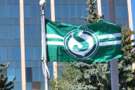 Regina’s City Hall raises Rider flag ahead of Labour Day Classic