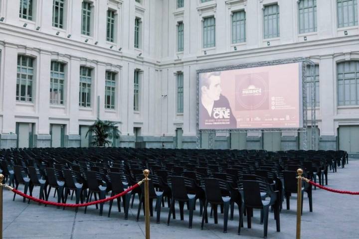 Madrid se llena de películas en agosto: estos son los cines de verano y títulos que puedes ver al aire libre