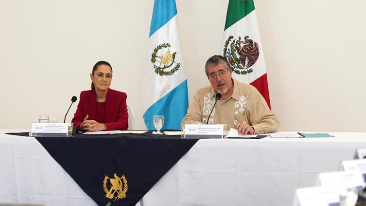 Sheinbaum sostiene reunión con Arévalo