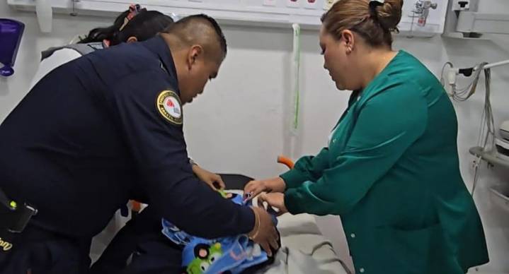 Muere bebé que fue abandonada en baños públicos del Metro UAM