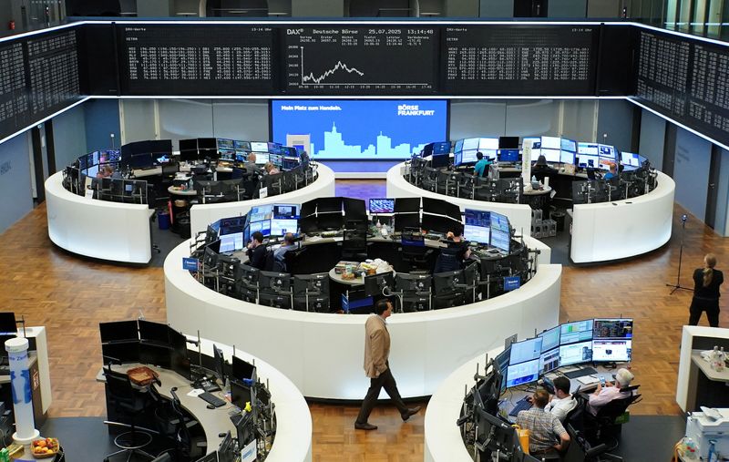 European shares rise as investors weigh potential Russia