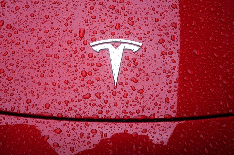 US probing delays in Tesla crash reports involving driver assistance systems