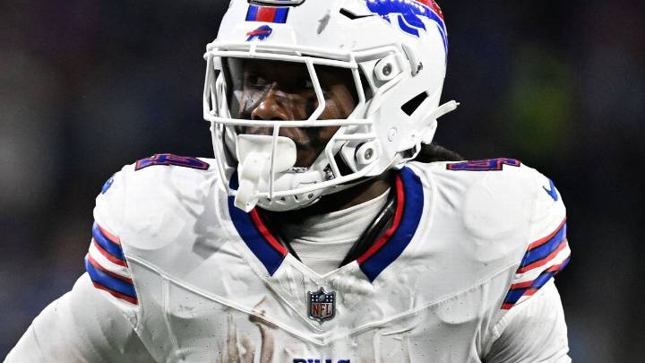 James Cook, Bills reach 4-year, $48M extension after RB's hold