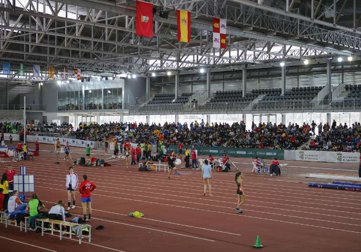 Reclaman al Consejo Superior de Deportes un millón de euros pendiente de la pista de atletismo de La Aldehuela