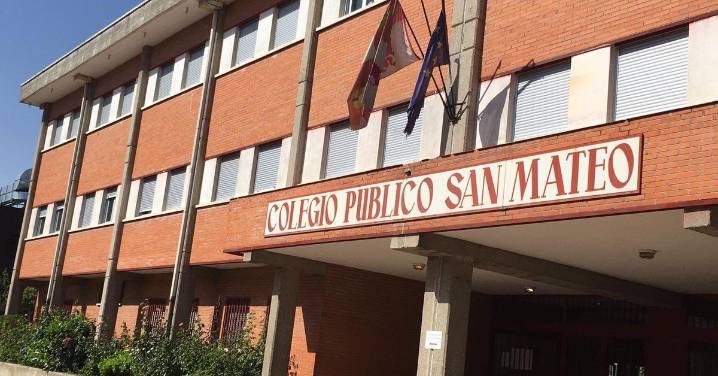 El Ayuntamiento de Salamanca renueva la señalización vial cerca de colegios