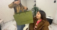 Alejandra Baigorria sorprendió a Zully con costosa cartera Gucci | VIDEO ‘La Barbie de Gamarra’ Alejandra Baigorria sorprendió a la popular tiktoker Zully con tremendo regalazo por su cumpleaños.