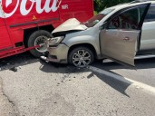 SIETE LESIONADOS, INVOLUCRADO UN CAMIÓN DE LA COCA