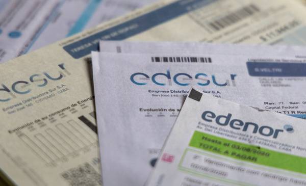 Luz y gas: el Gobierno admitió que restableció subsidios para la clase alta