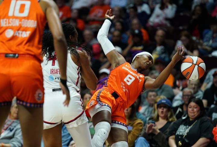 Deadspin | Tina Charles leads Sun to second win in three days over Mystics