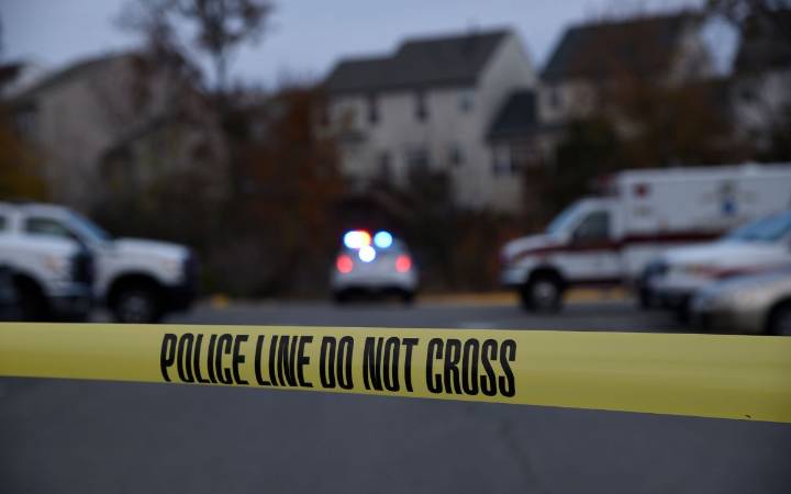 Un niño de 14 años mata a sus padres en Florida y llama a la policía para entregarse