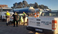 Camionero iba en contramano por la rotonda de Médanos y casi choca contra un móvil de Tránsito