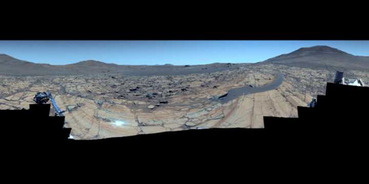Earth or Mars? Clear sky on Mars looks ‘deceptively’ blue