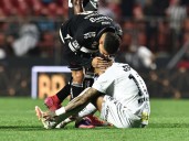 "Una mi..., una vergüenza": el Santos de Neymar sufrió la peor derrota de su historia en el Brasileirao, echaron al DT y ¿llega Sampaoli?