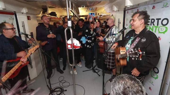 Rock en tu idioma suena en el Tren Suburbano