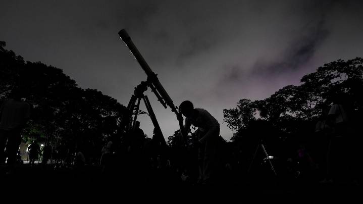Six planets are hanging out in early morning skies this month. Here's how to spot them