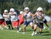 Prep football 2025: Mark Morris returns all five starting offensive linemen