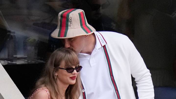 Dispatcher shakes it off after announcing Taylor Swift and Travis Kelce's engagement over scanner