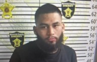 Era buscado en Florida por golpear a embarazada; lo detuvieron a su regreso de Piedras Negras