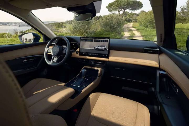 Mazda era el último reducto en los coches con botones físicos. El nuevo CX