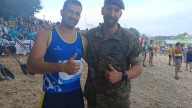 Julián Valera, fisio de la selección española, dando ejemplo en el Sella