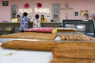 Enfrentan panaderos 10 años de cárcel por emplear migrantes