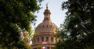 Texas Democrats who fled the state to block GOP redistricting push begin returning