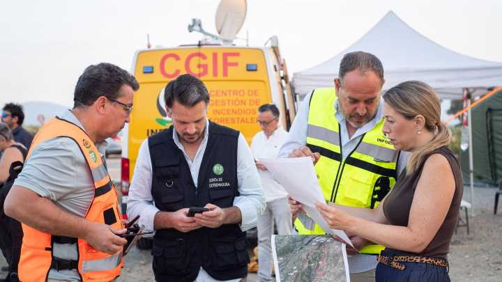 El incendio de Jarilla puede "darse por consolidado": solo falta perimetrar dos kilómetros cerca de Hervás