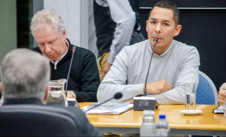 Medanito: esperan una pueblada en la Legislatura