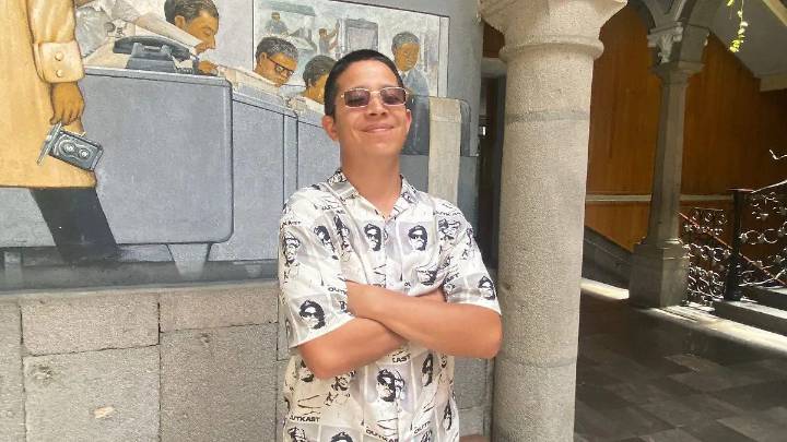 Isaac Guerrero, el músico que convirtió al transporte público en su escenario