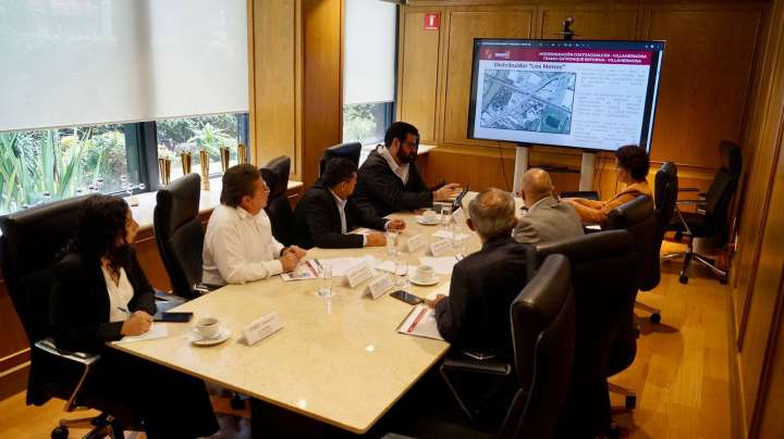 Gobernador presenta proyectos de conectividad en reunión con SICT