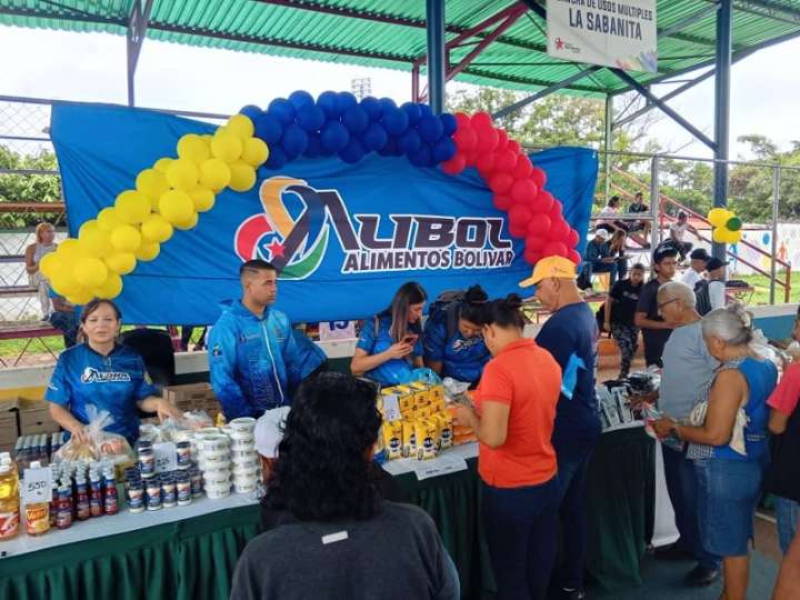 Jornada “Por Amor a Bolívar” llega a la parroquia Chirica